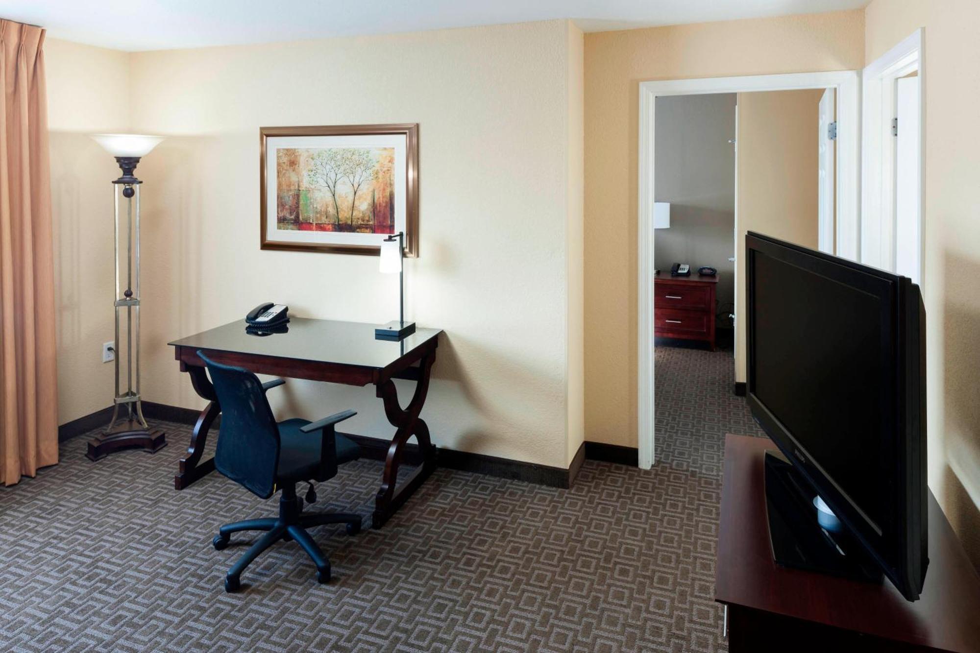 Towneplace Suites By Marriott Texarkana Exterior foto